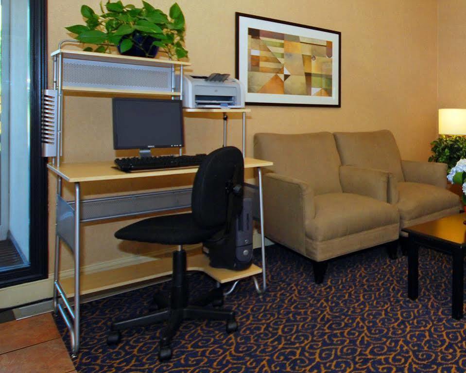 Comfort Inn Индипендънс Екстериор снимка